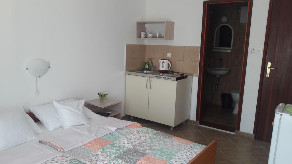 סוטומורה Apartments Skala מראה חיצוני תמונה