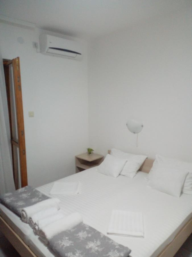 סוטומורה Apartments Skala מראה חיצוני תמונה