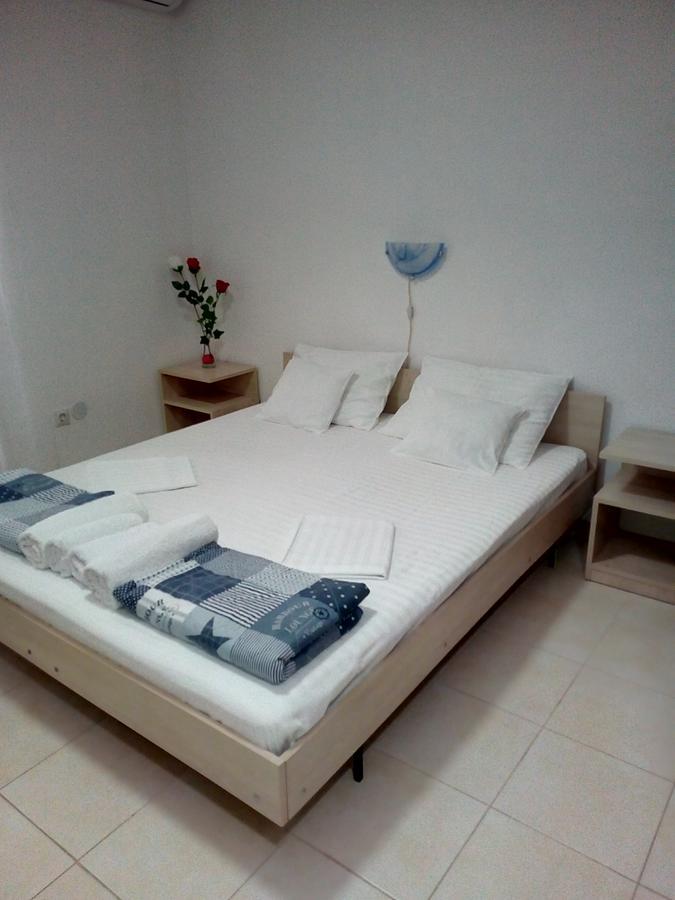 סוטומורה Apartments Skala מראה חיצוני תמונה