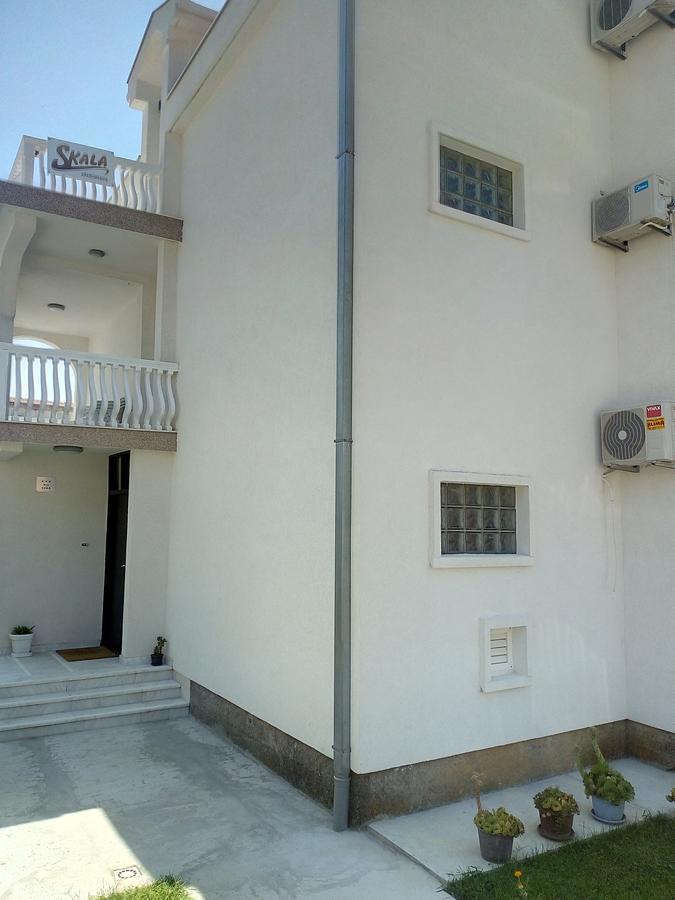 סוטומורה Apartments Skala מראה חיצוני תמונה